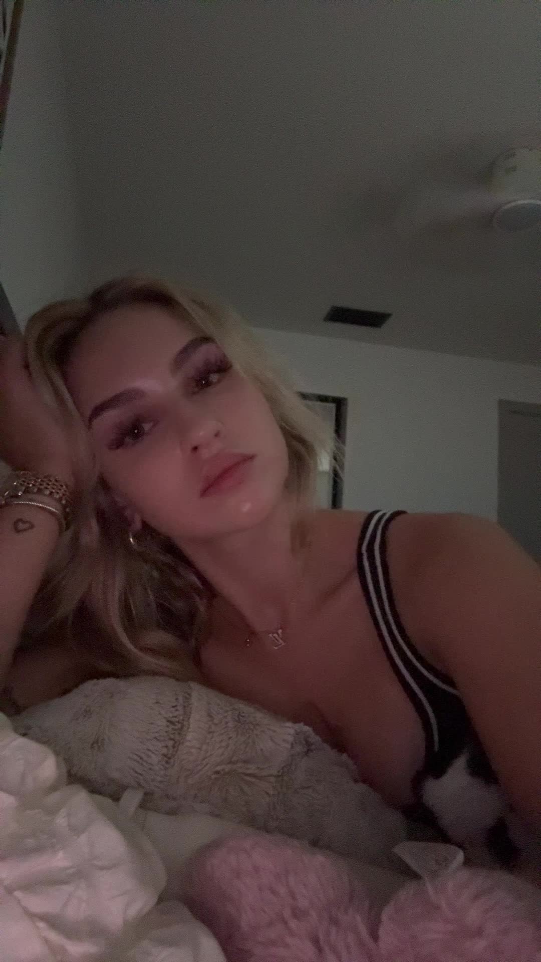 @user45280987698