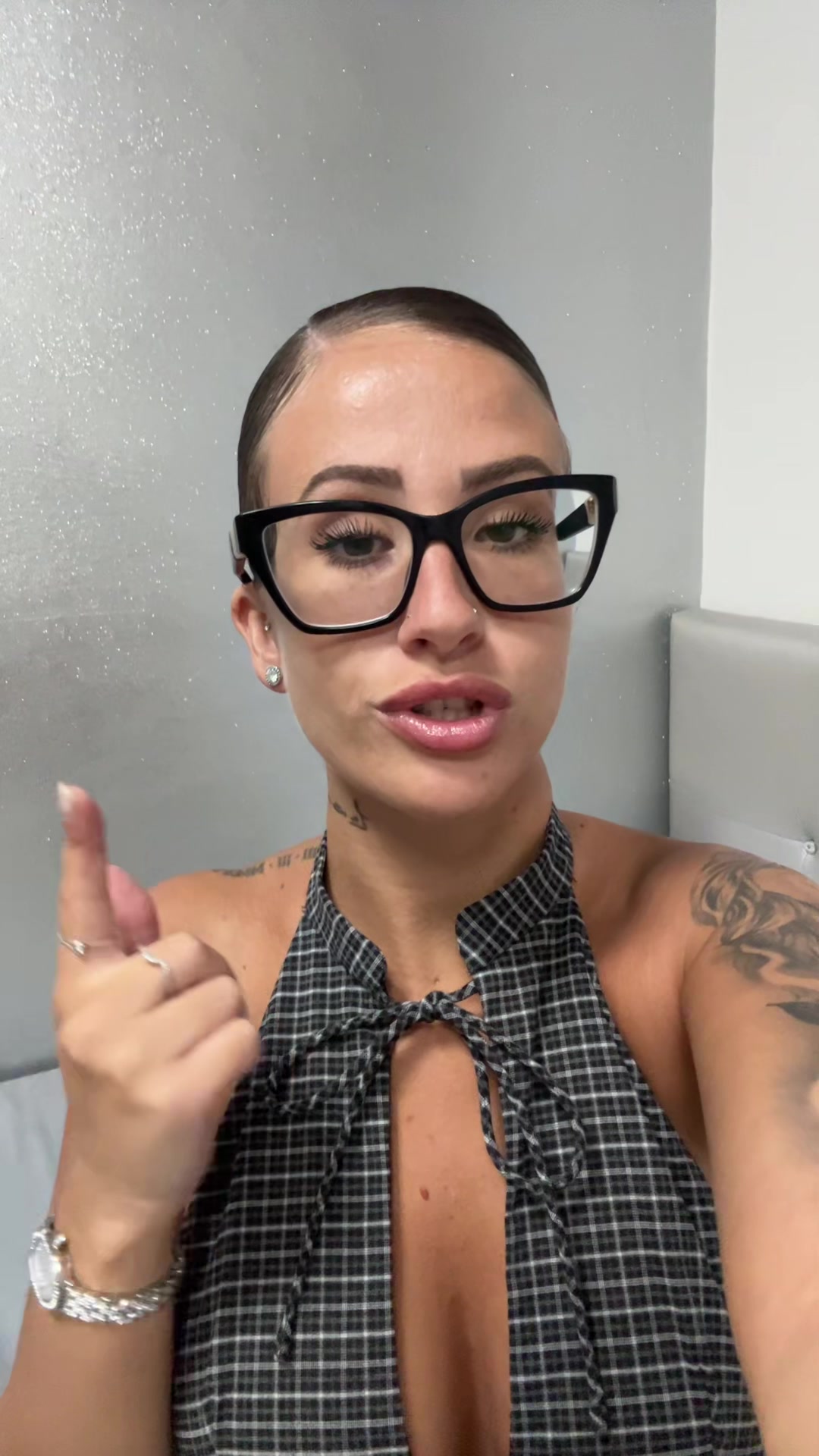 @Carlotii