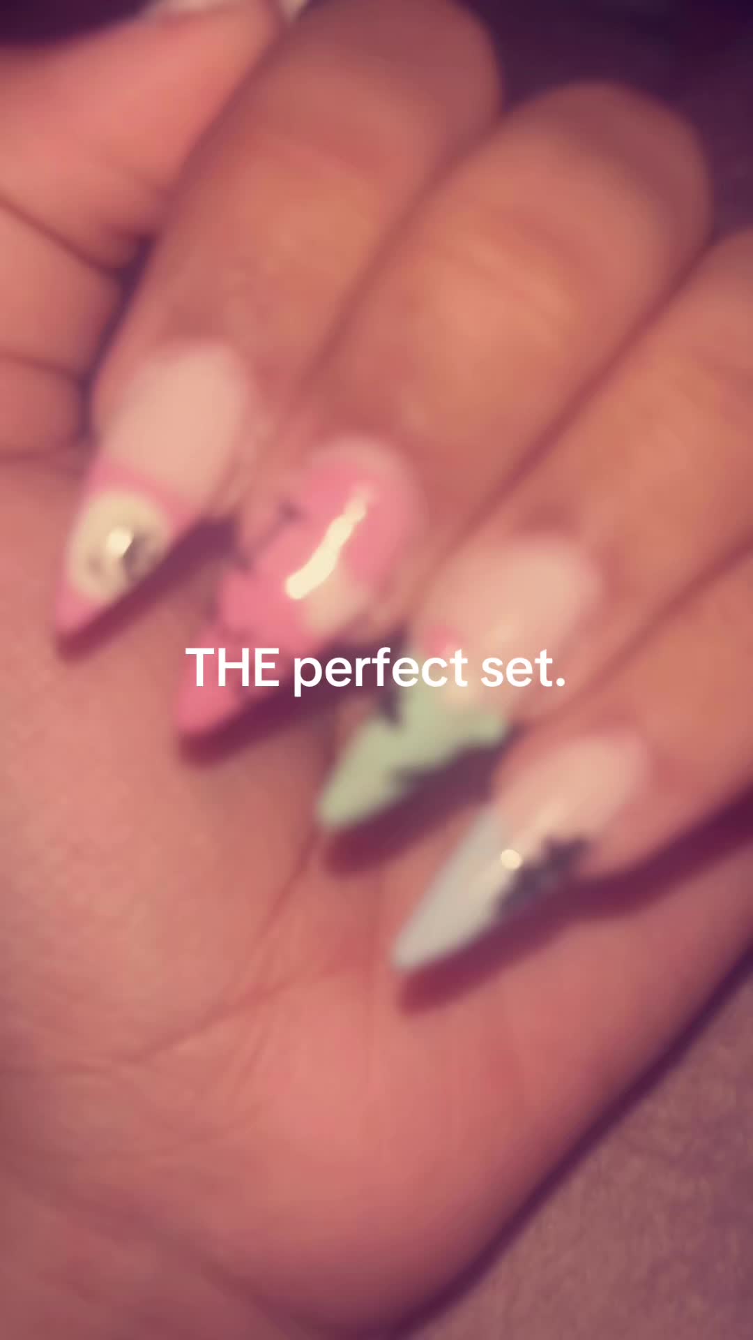 @🧟&zwj;♀️
