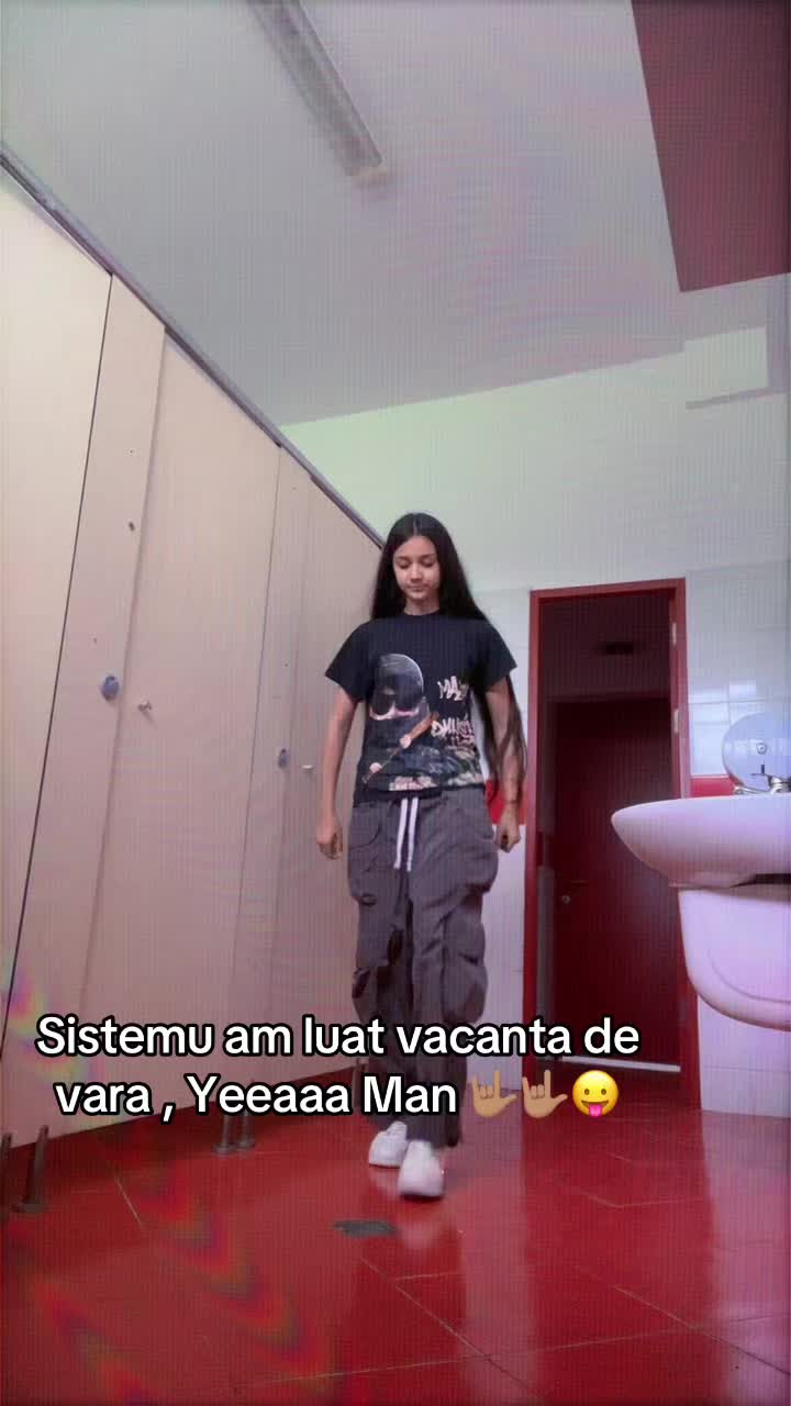 @🤍 YᗩᔕᗰIᑎᗩ 🤍