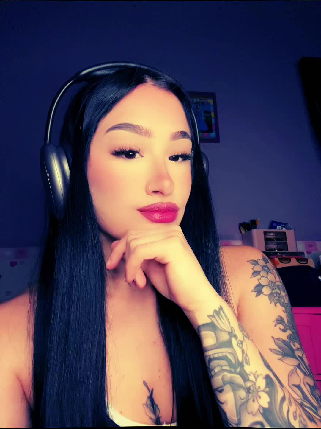 @Aboutmekc_
