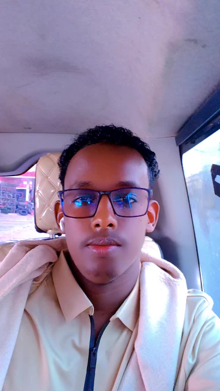 @C/ GaleYdh🦅 ibnu shuceyb🦊🦊