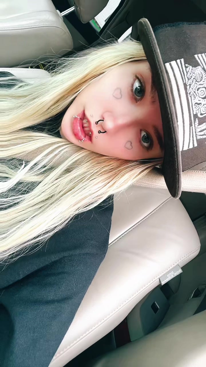 @Gothic Hippie