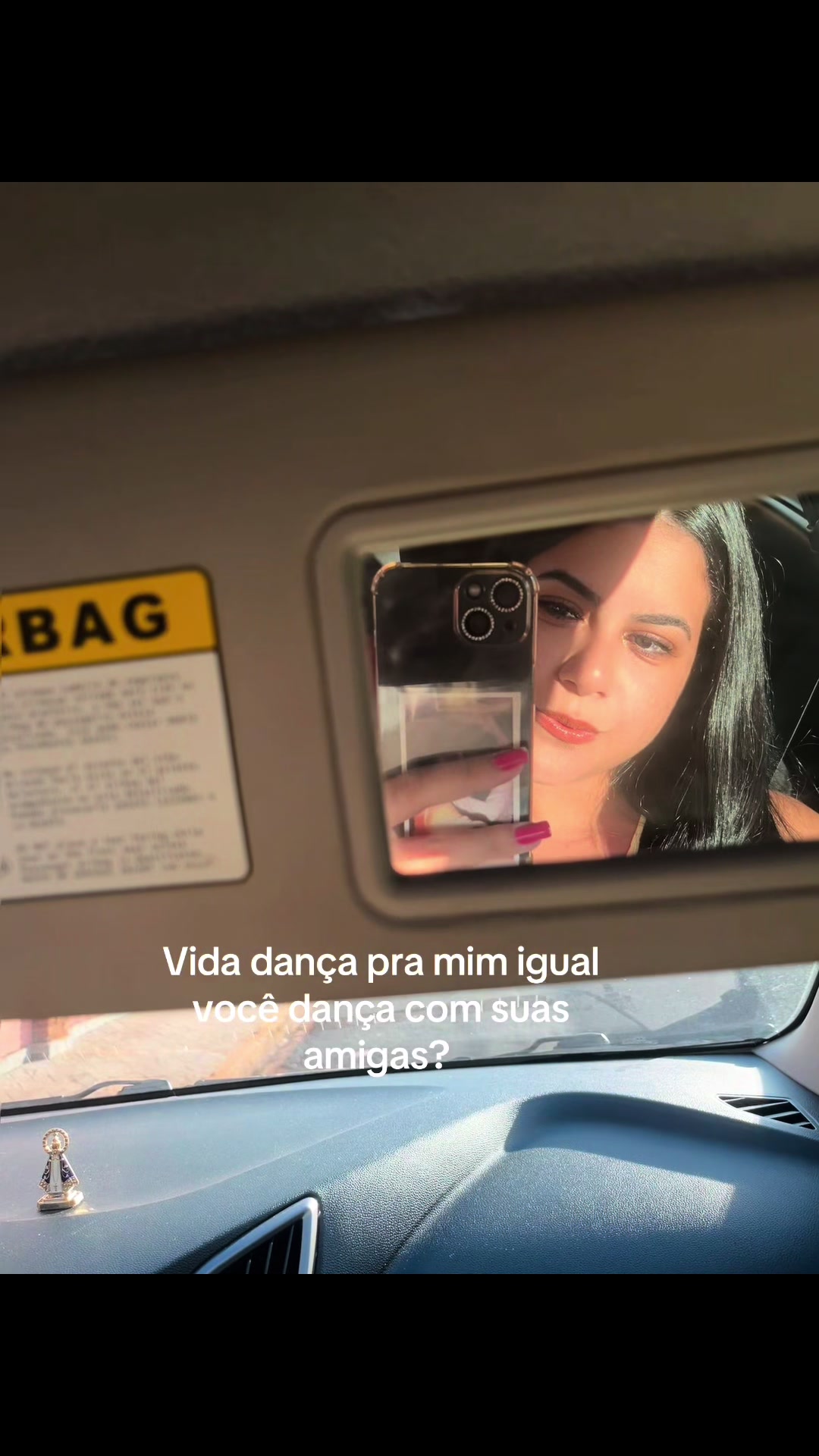 @juliapaes