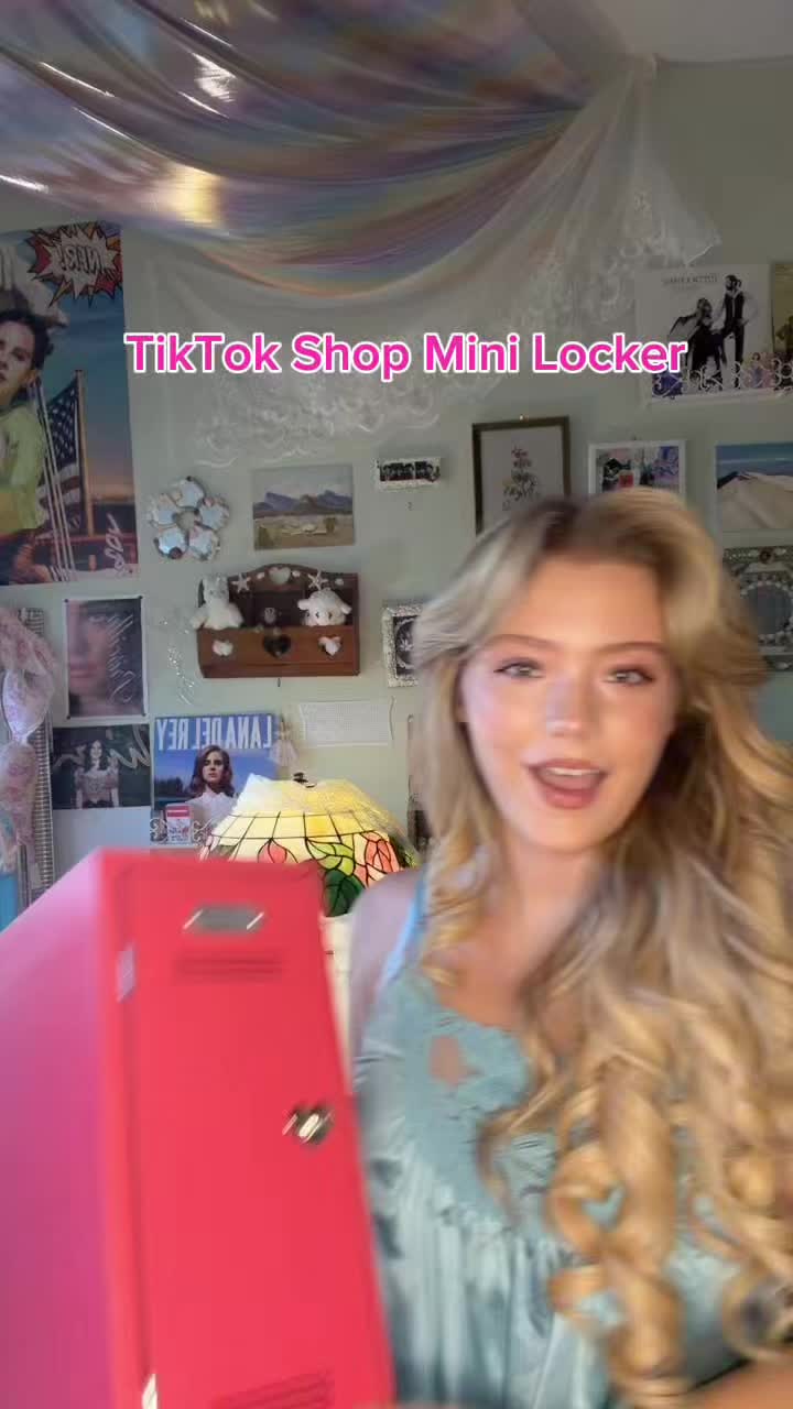 @lydia alice ellis 🪽