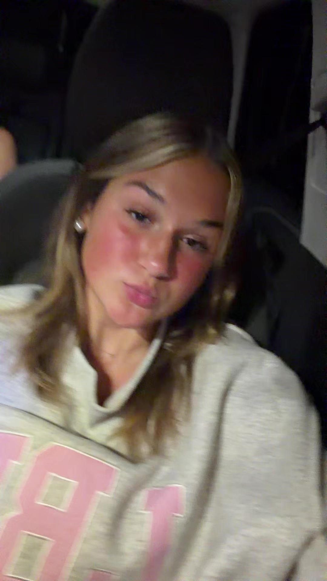 @Ella