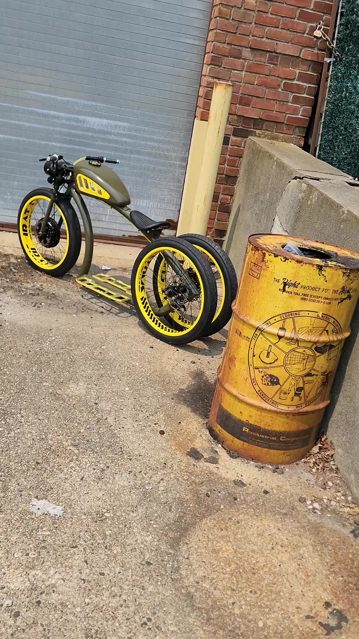 @Jrat Custom E-Bikes