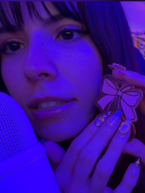 @Luna Bloom ASMR