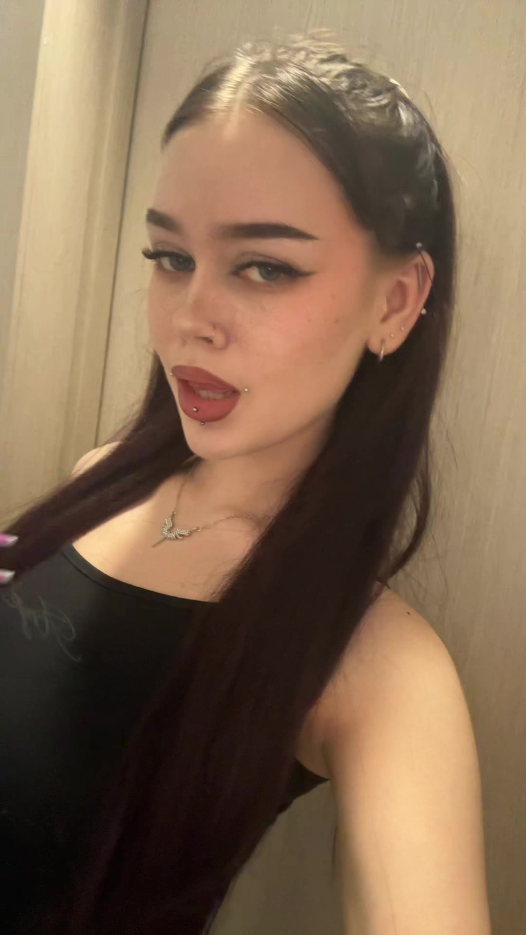 @нита