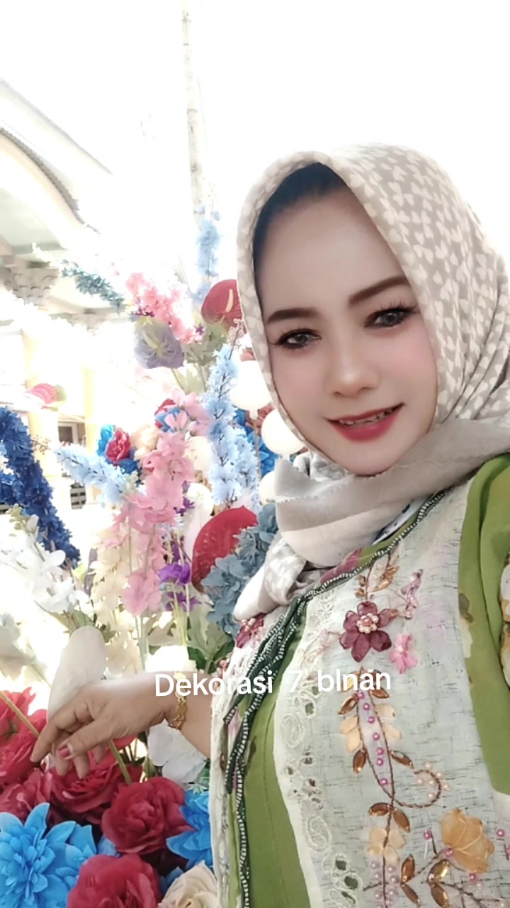@putri. salju