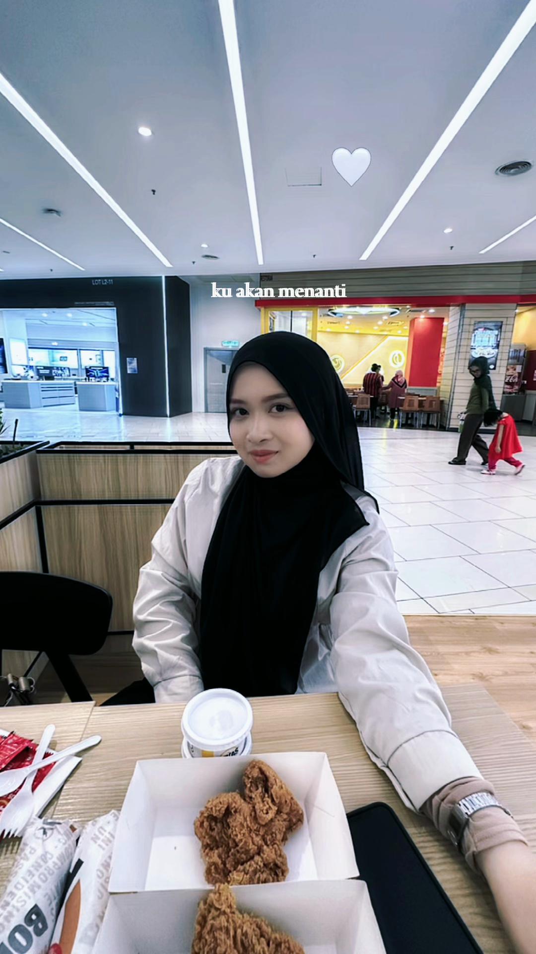 @🍓نَاجِحَة