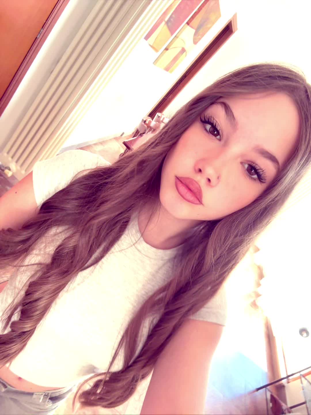 @𝐄𝐦𝐢💋🇦🇱