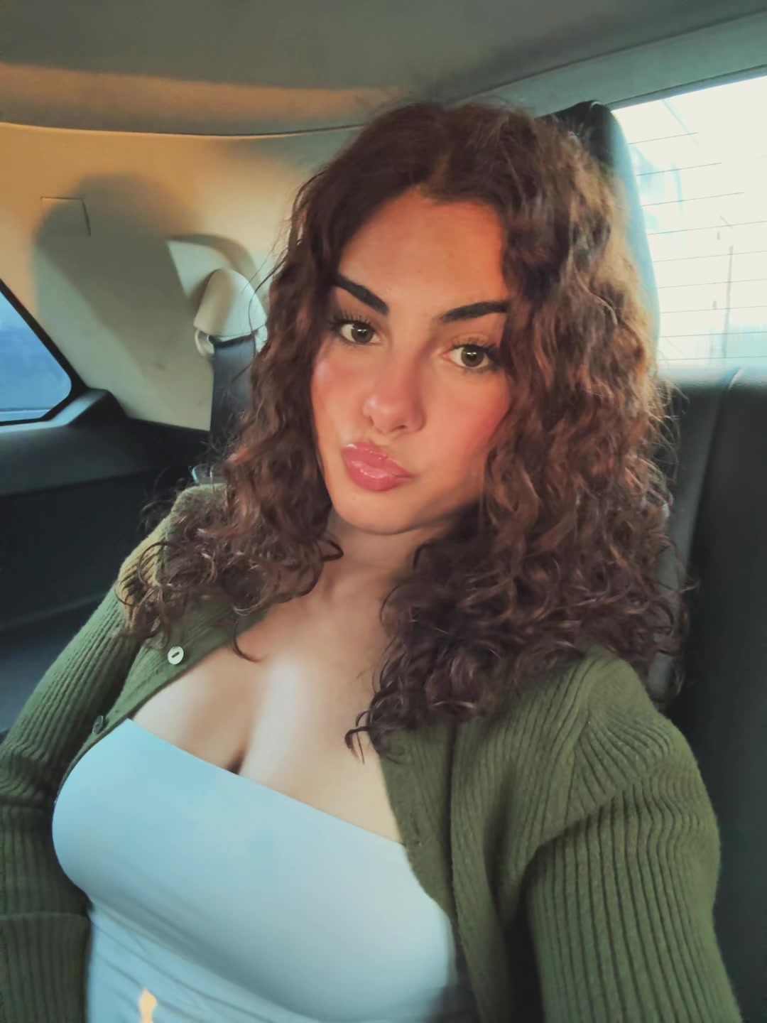 @𝒜𝓃𝒹𝓇𝑒𝒶