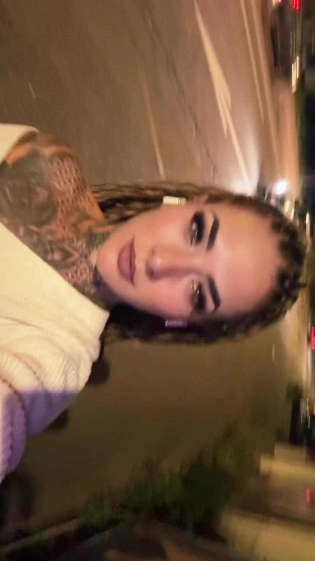 @🙈
