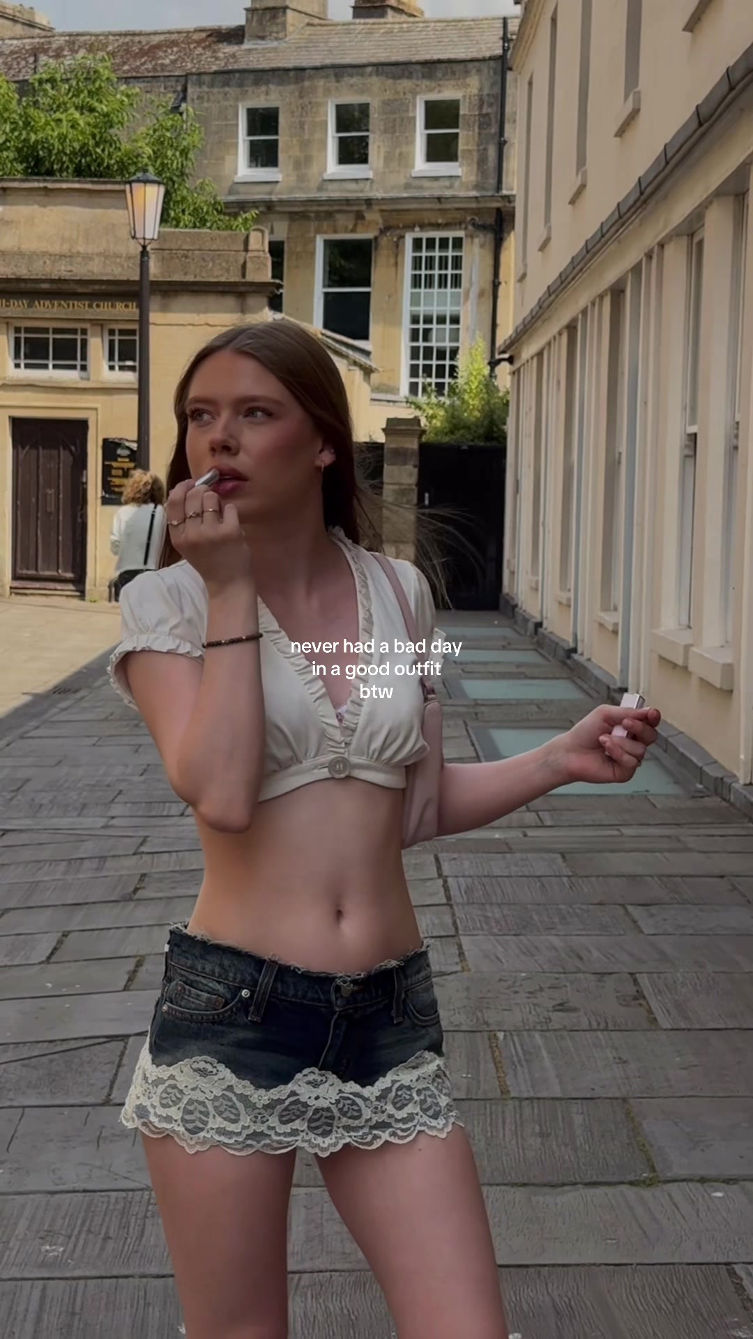 @leahalicehill