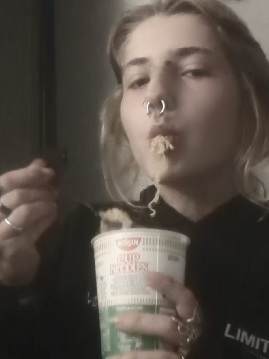 @NoodleBroth_
