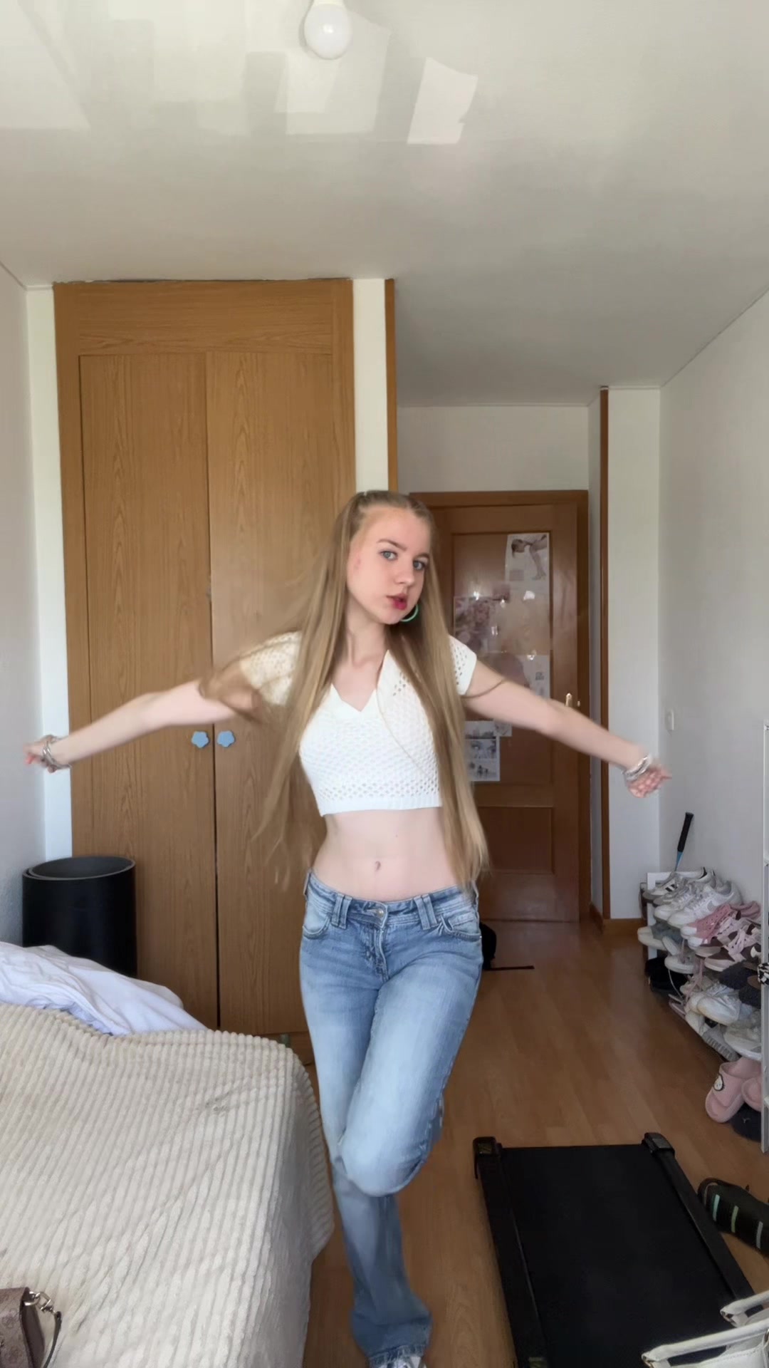 @_Ali_