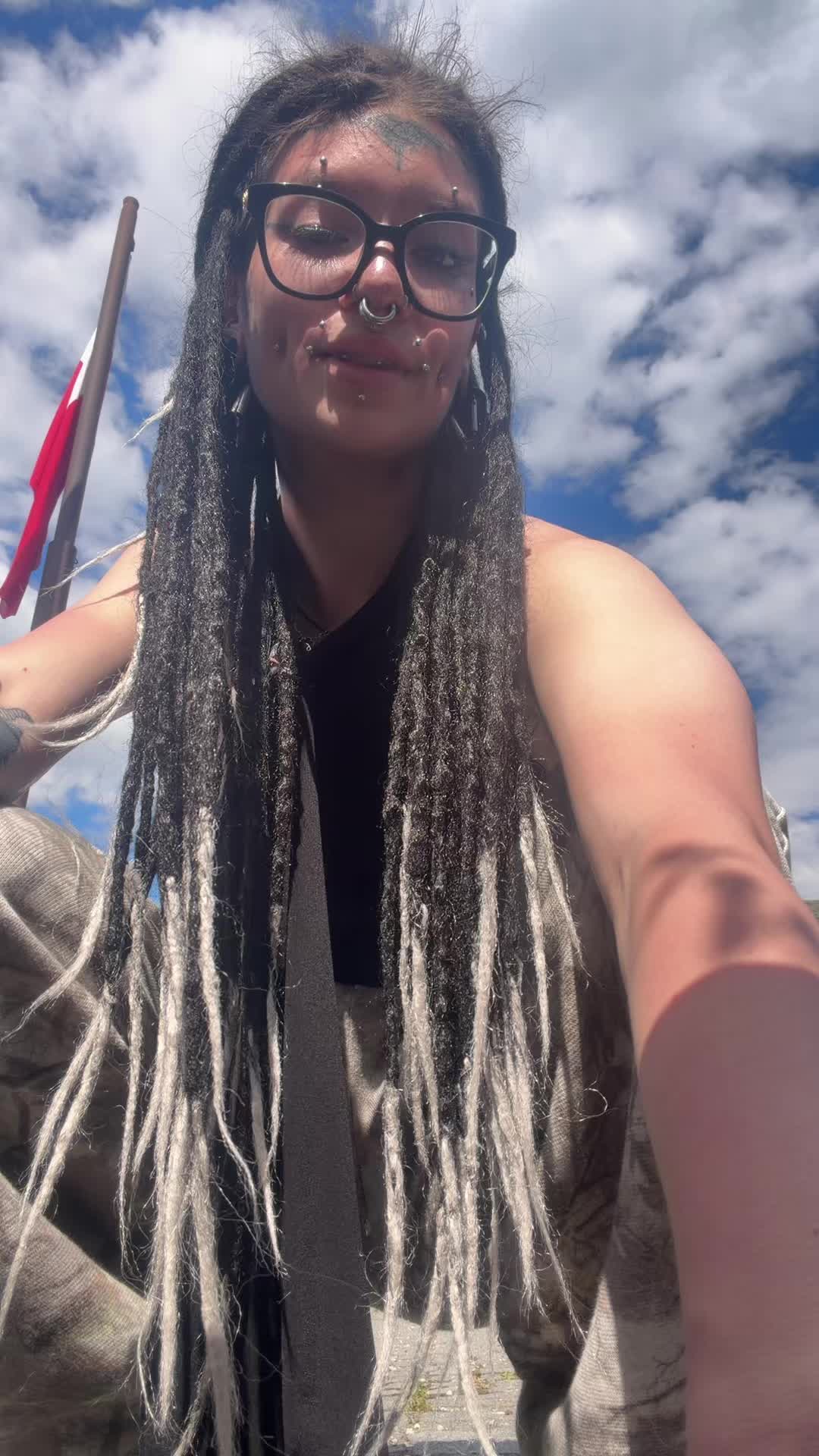 @nessamik2.3