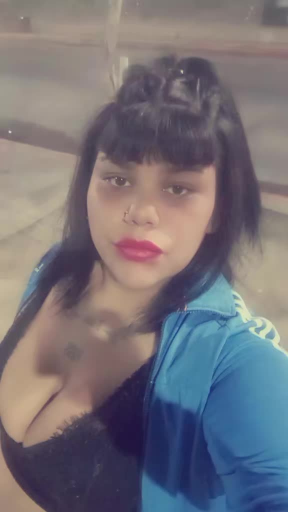 @Priscila🦋
