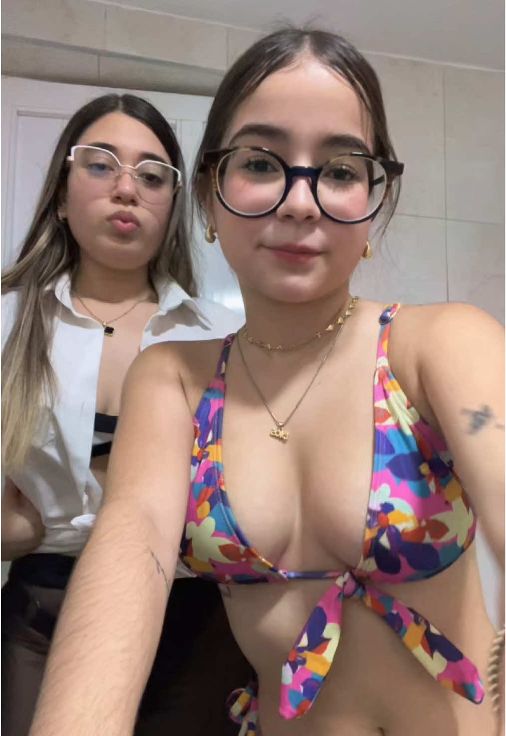 @Mar&iacute;a Antonieta