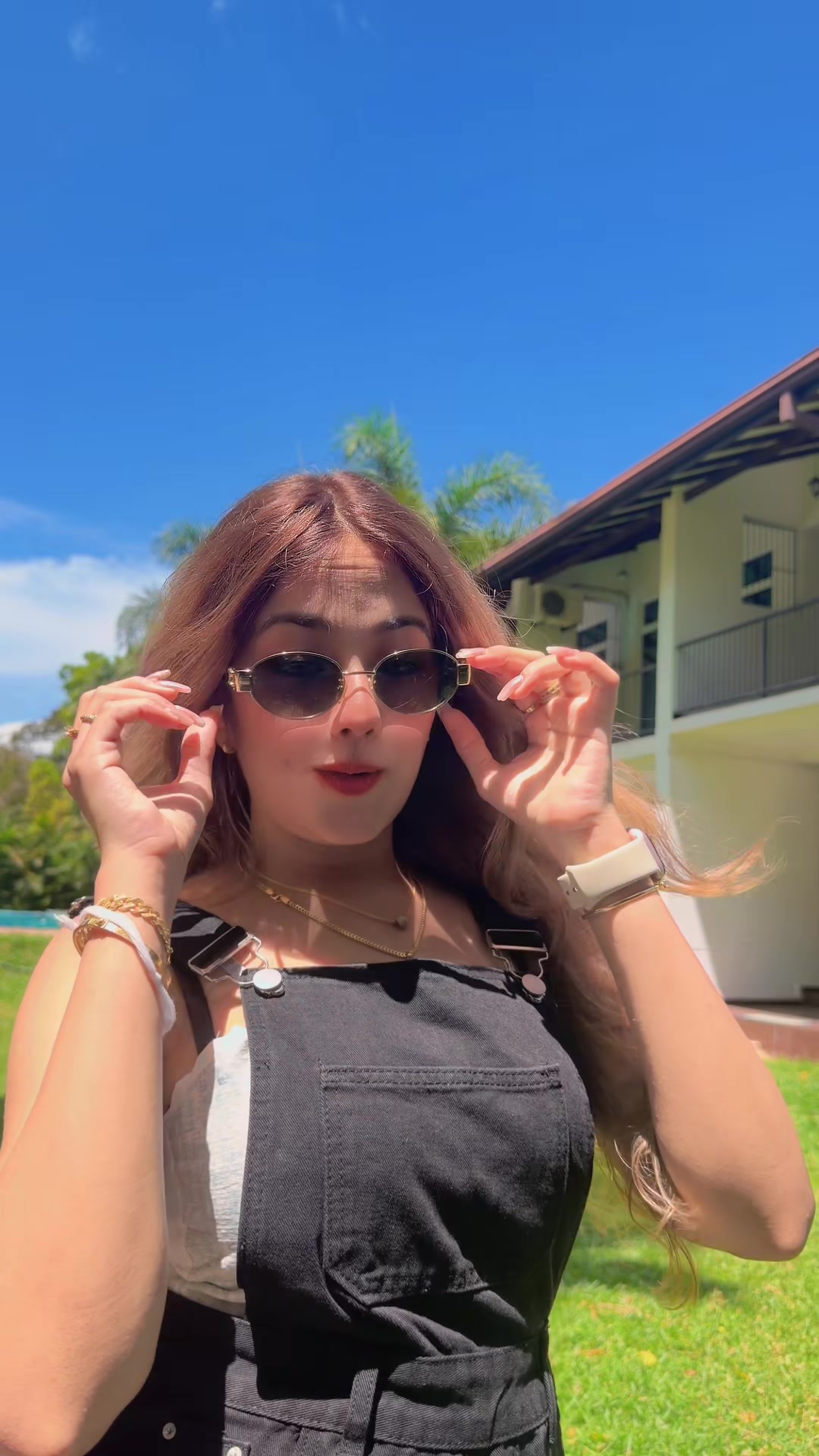 @davina