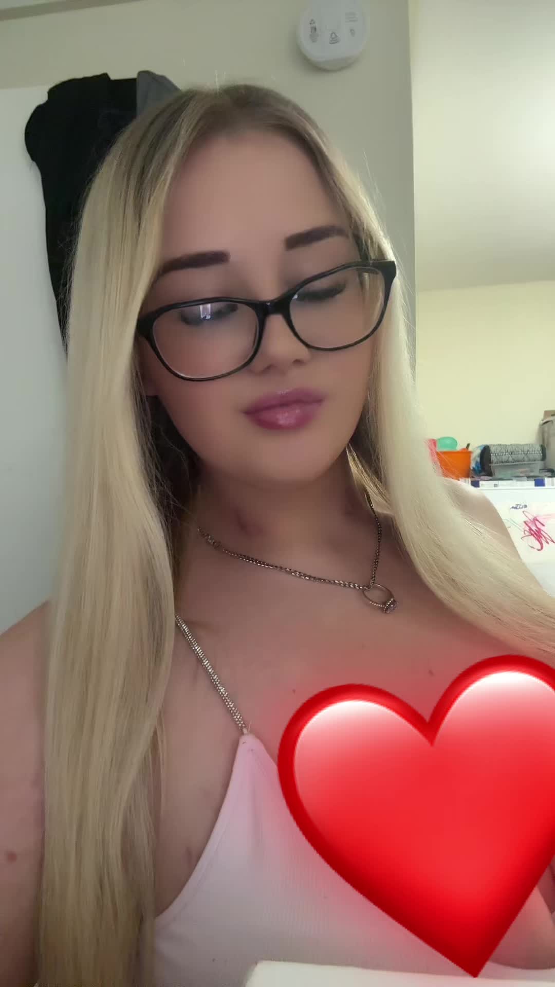 @Tiffanylousie🧸xx