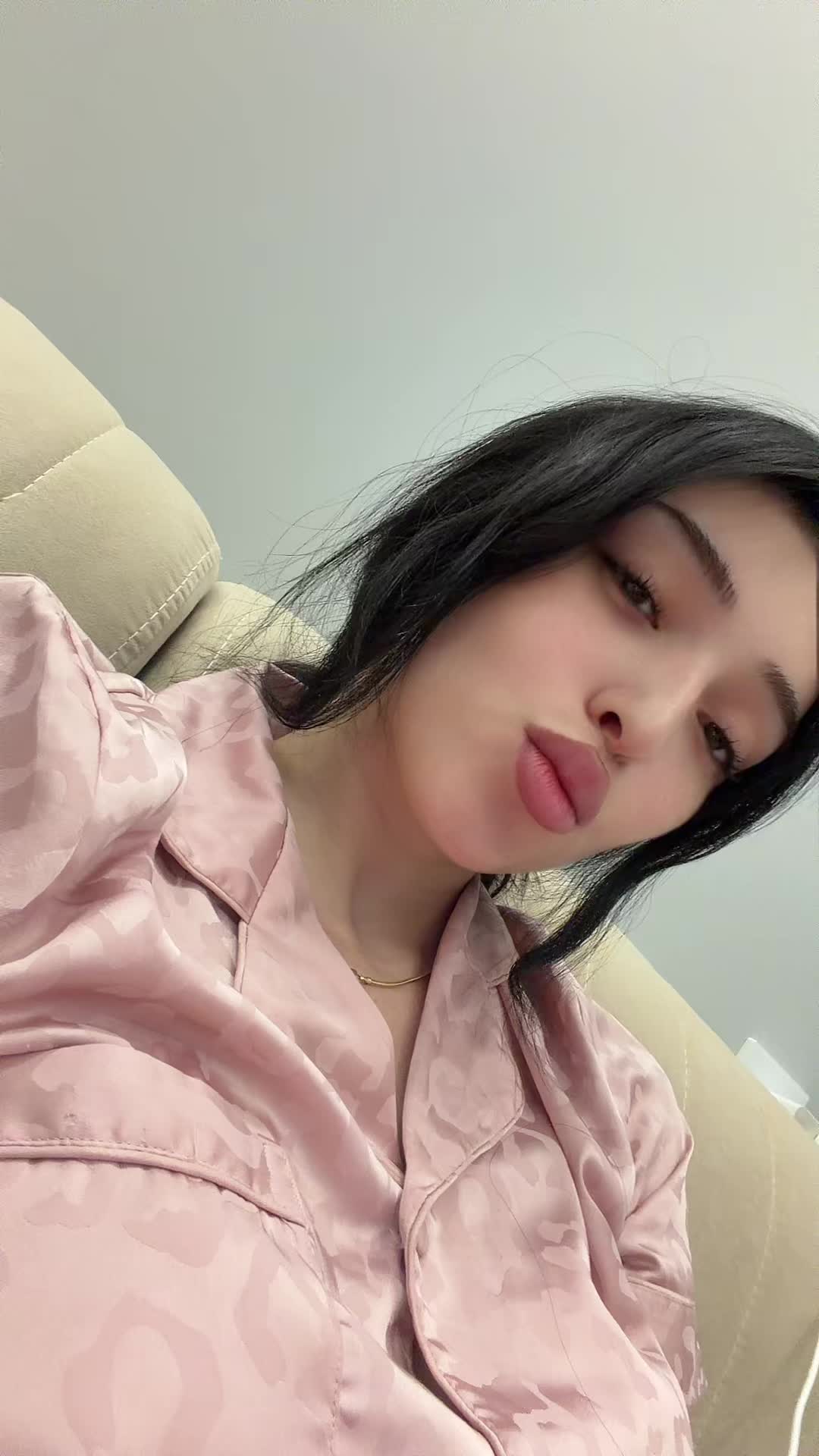 @Jasmin