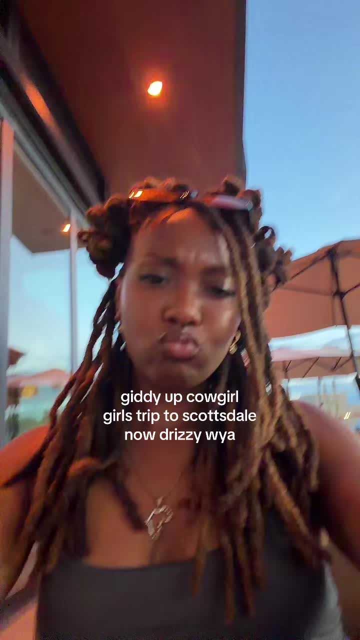 @nia