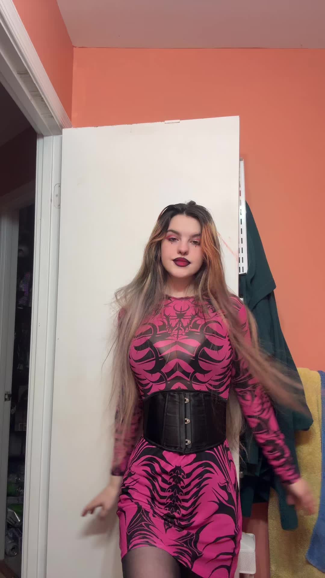 @Ch3rrybabexx