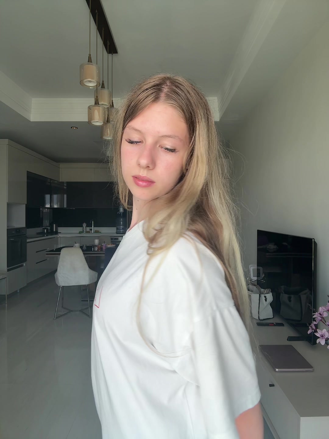 @Никуша