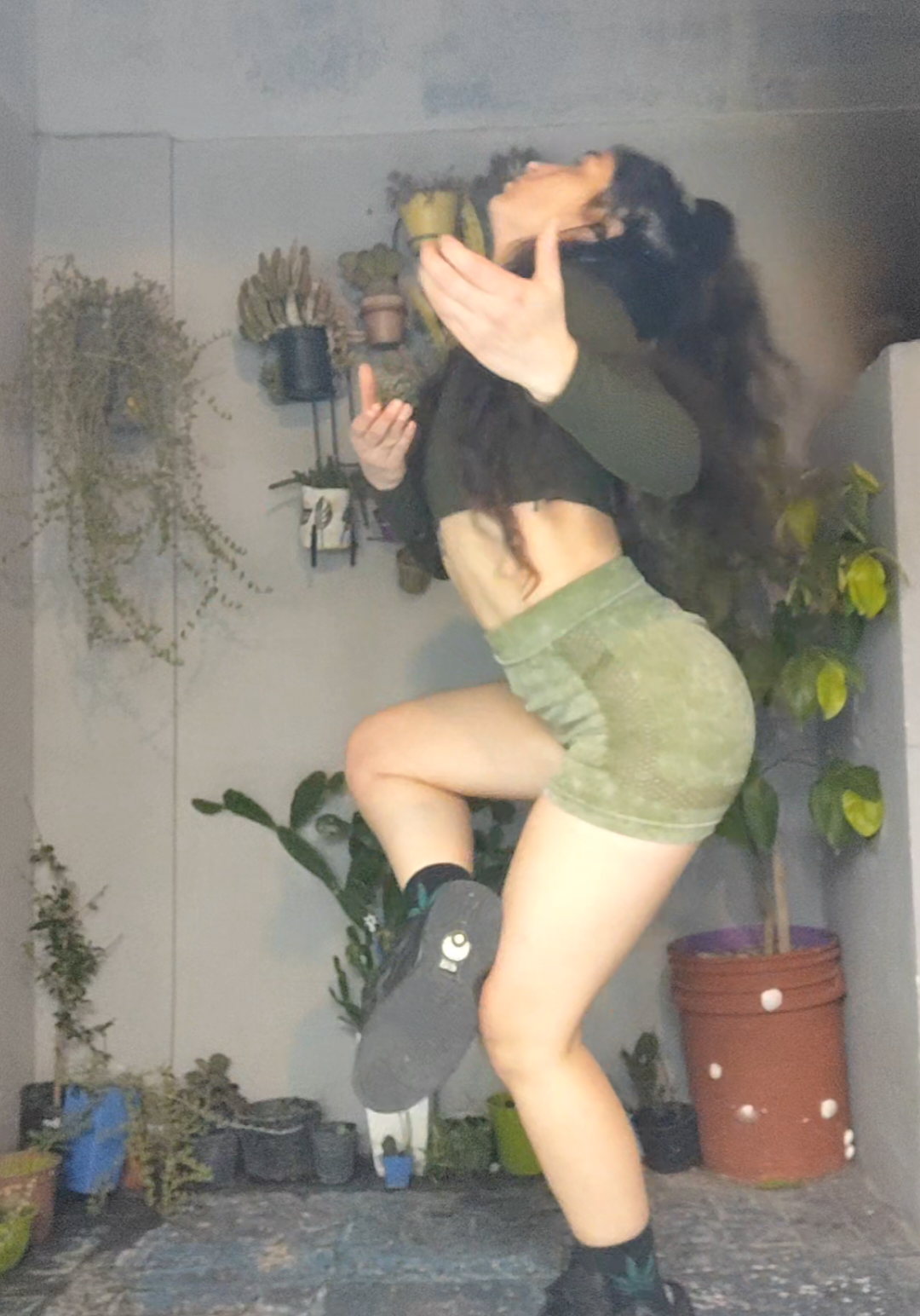 @👽