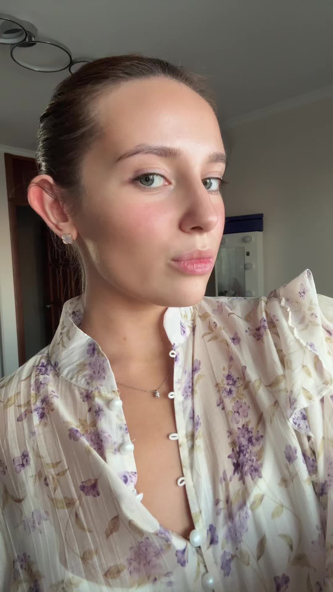 @AV