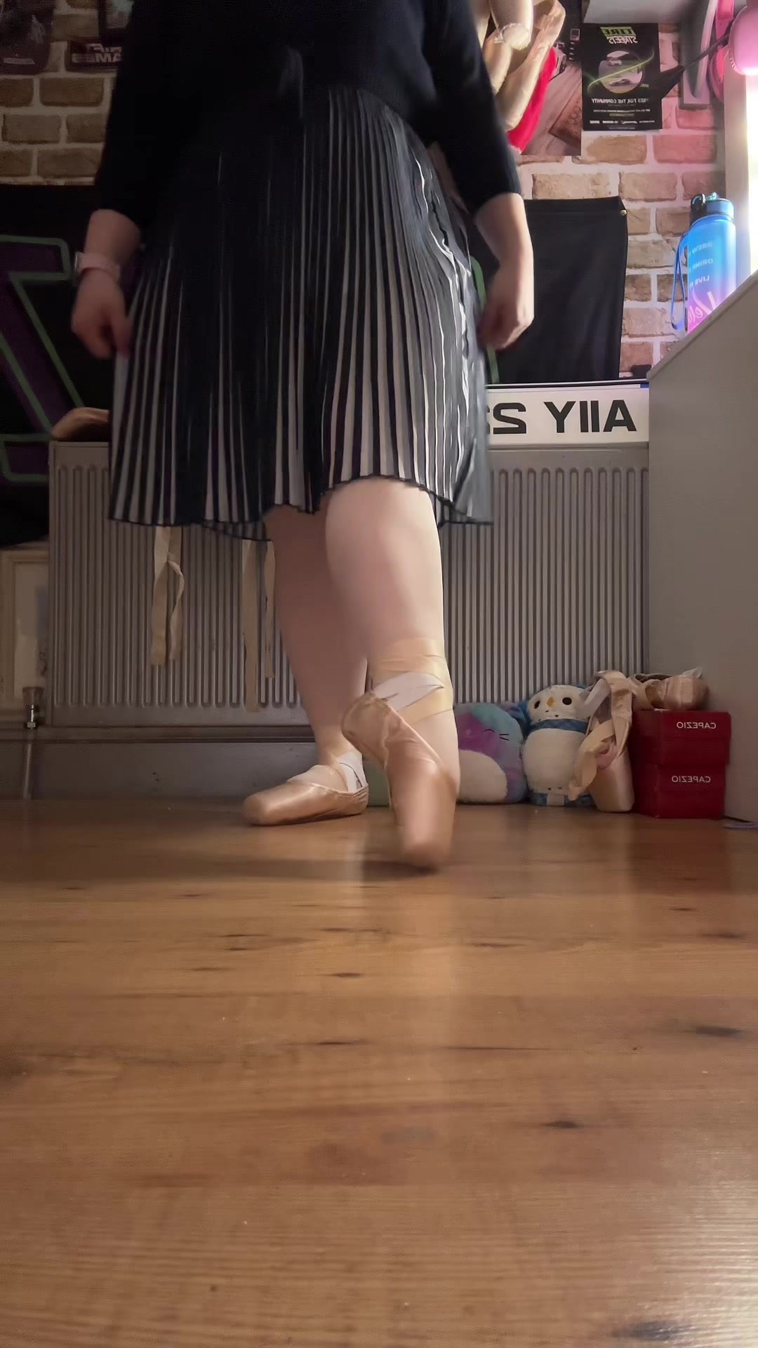 @whats the pointe ๐