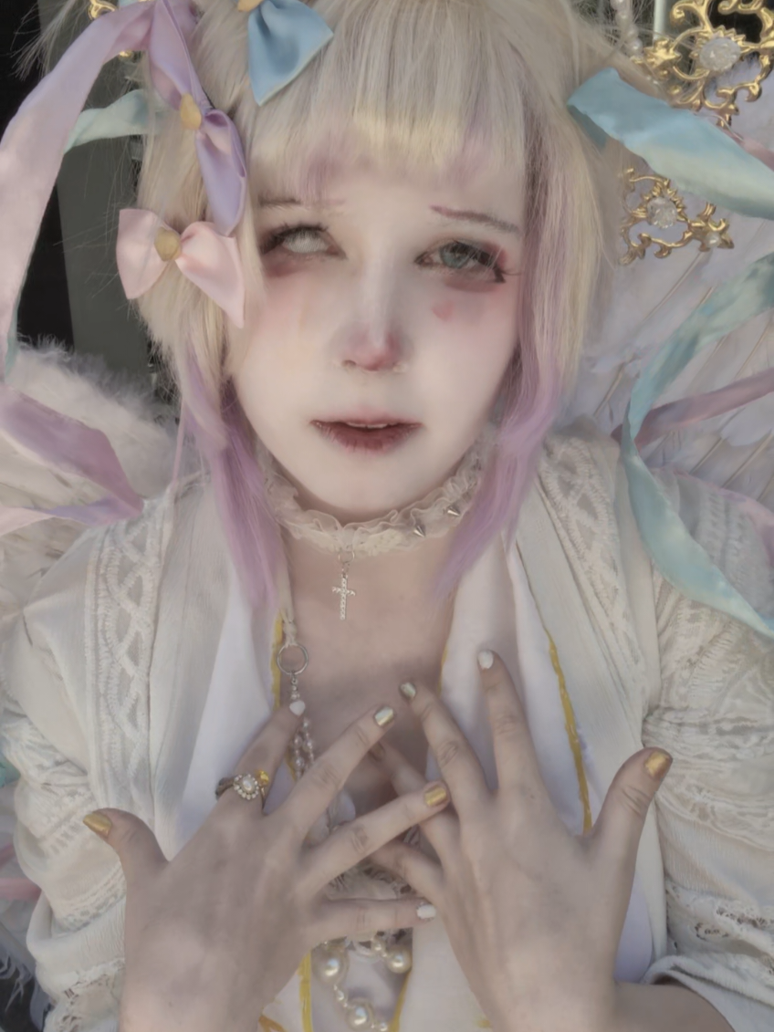 @♱  .   sera  .  ໒꒱
