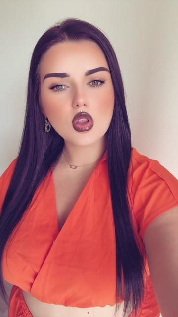 @𝓁ℴ𝓁𝒶🥥🌺