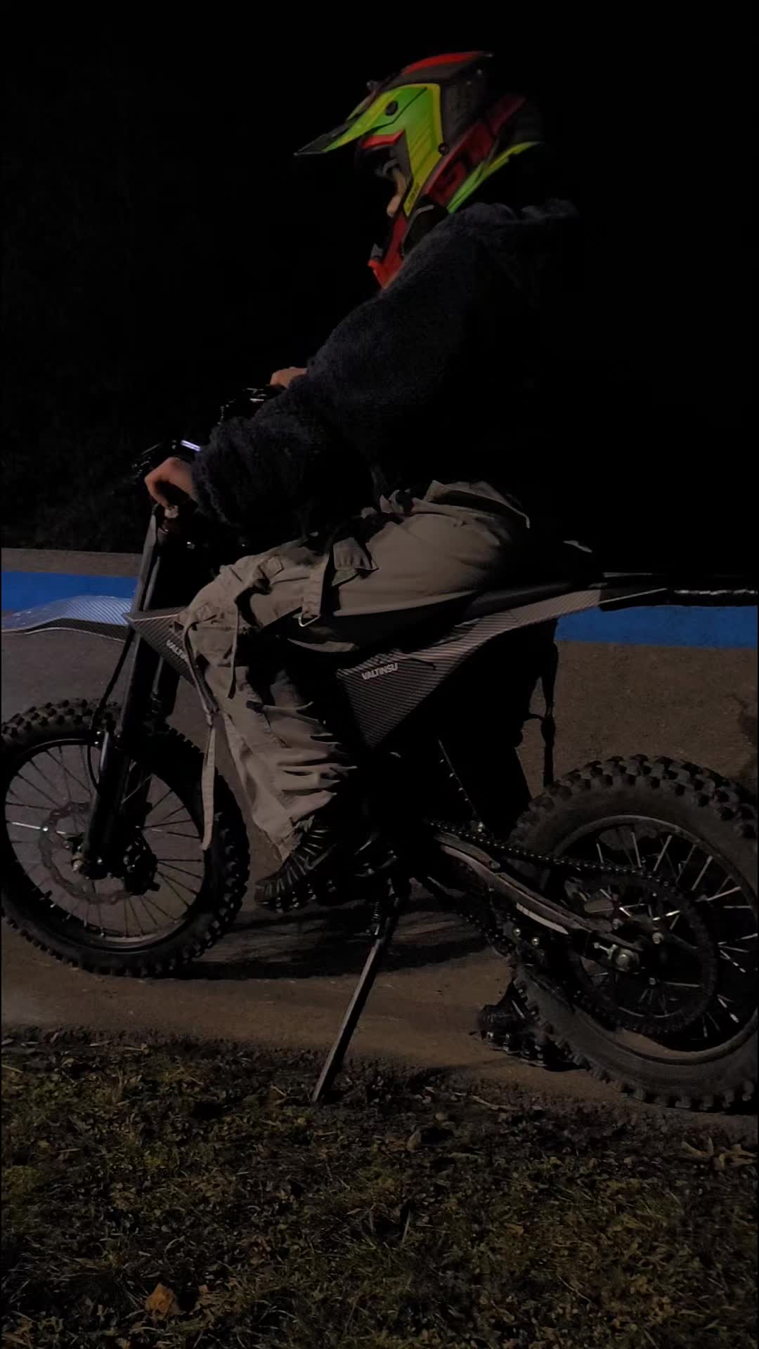 @Enduro Ostrowiec