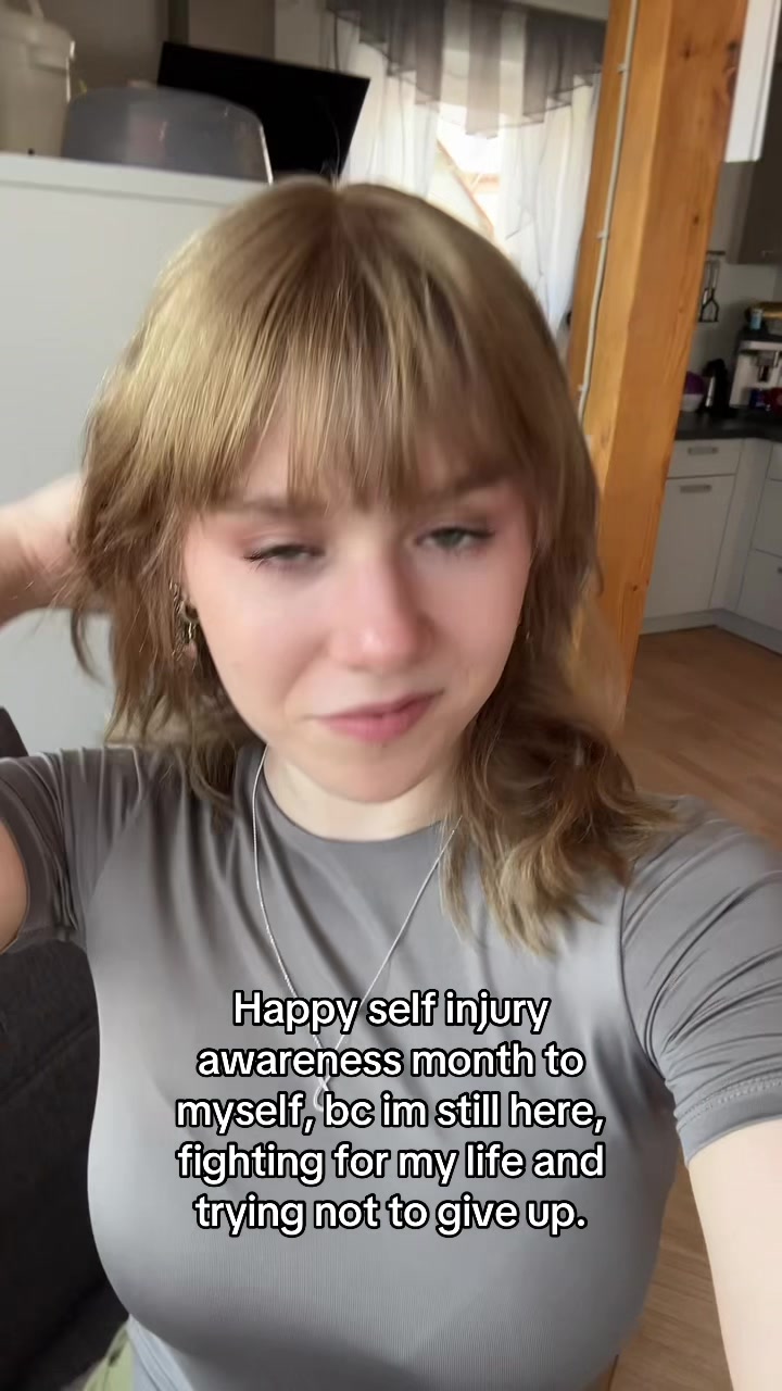 @-