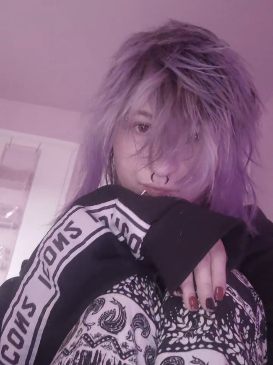 @Cr0w3