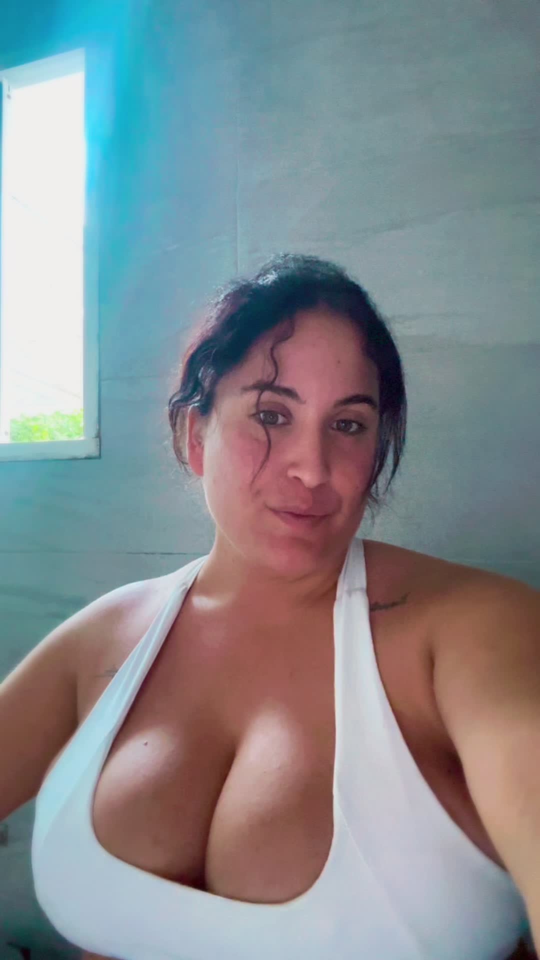 @elviavelazquez