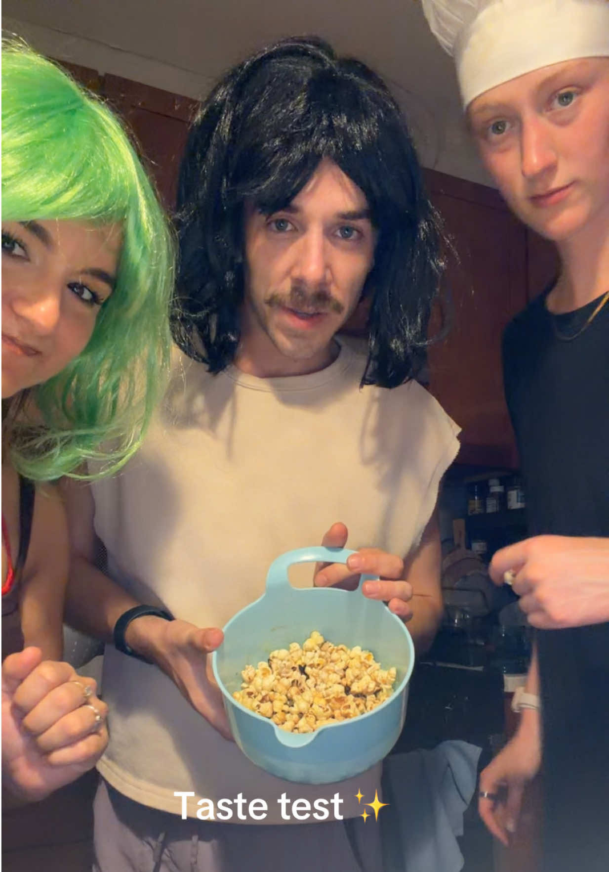 @Dani🦕🍕✨🍷