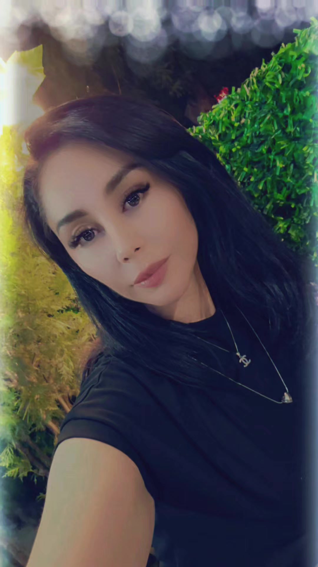 @moondiva
