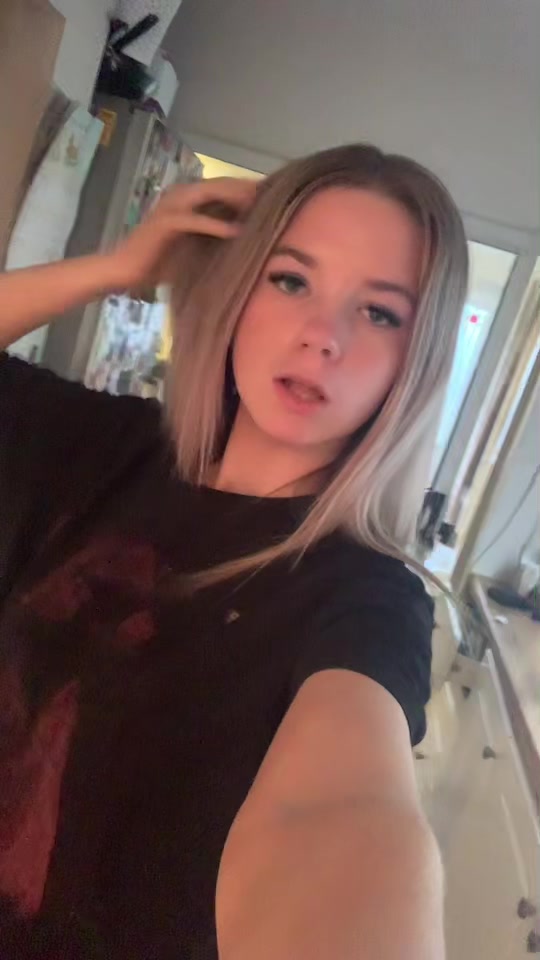 @ℳ ꨄ︎