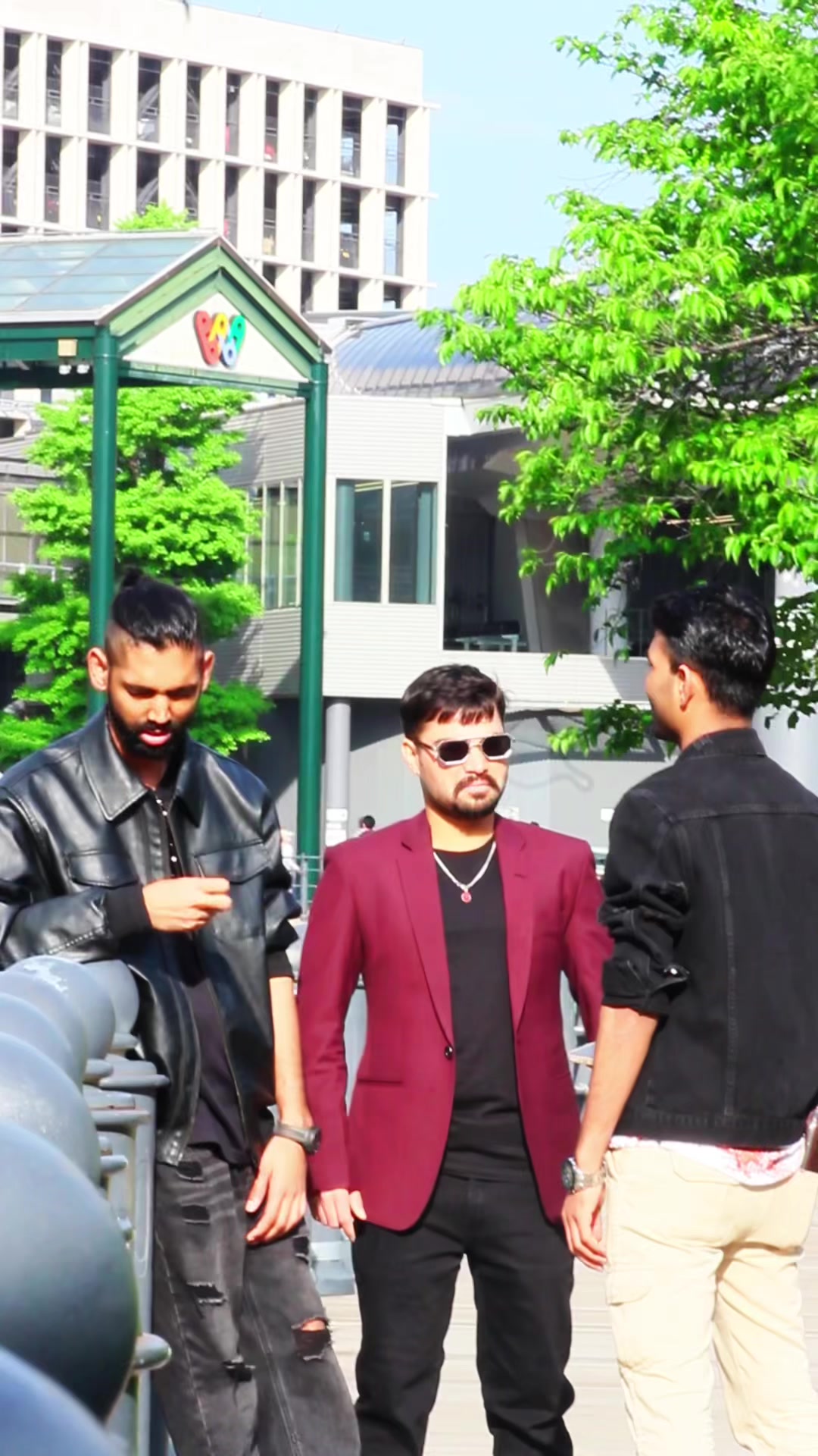 @Vamsiraja🇯🇵 🇳🇵