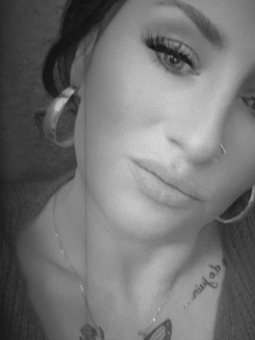 @🎶°•. 🦋 𝓒𝓲𝓷𝔃𝓲𝓪 🦋 .•°🎶