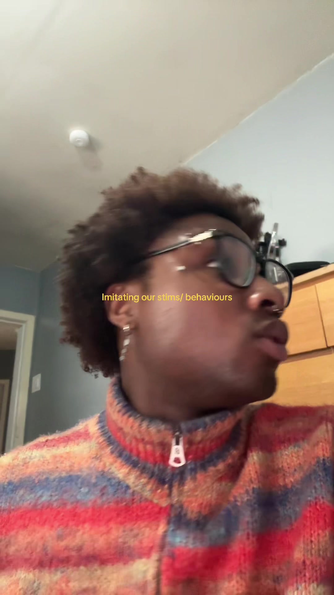 @whos_eo¿?
