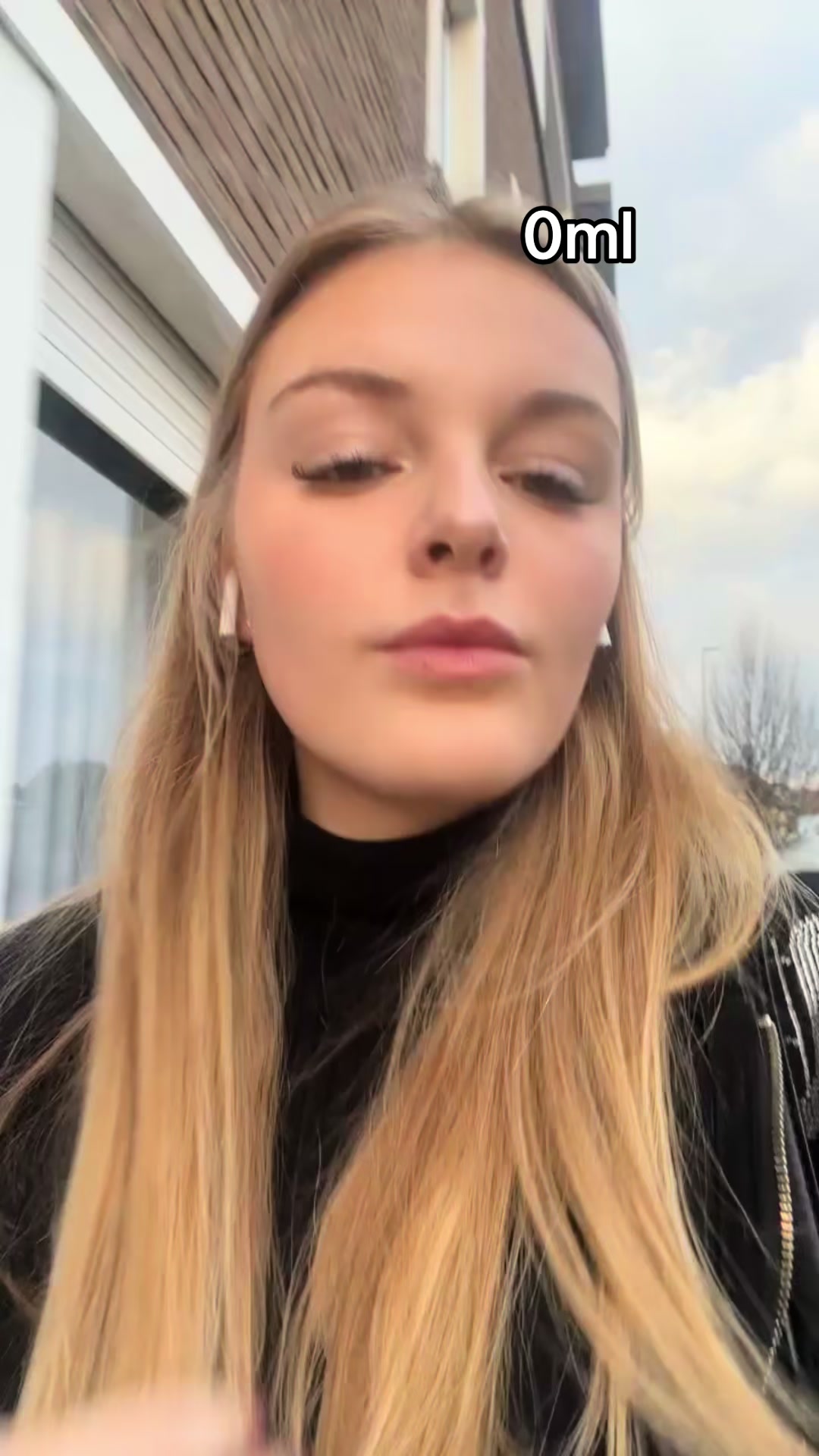 @x_llen1