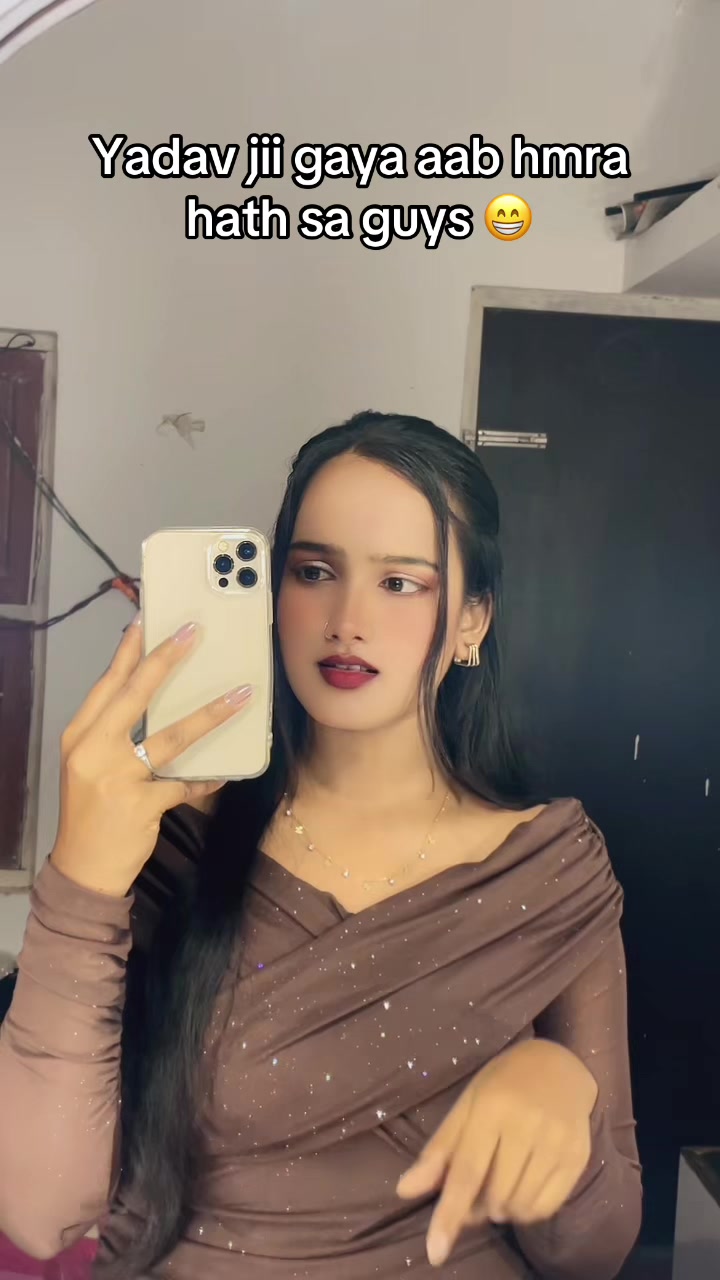 @Yadav girl🔥