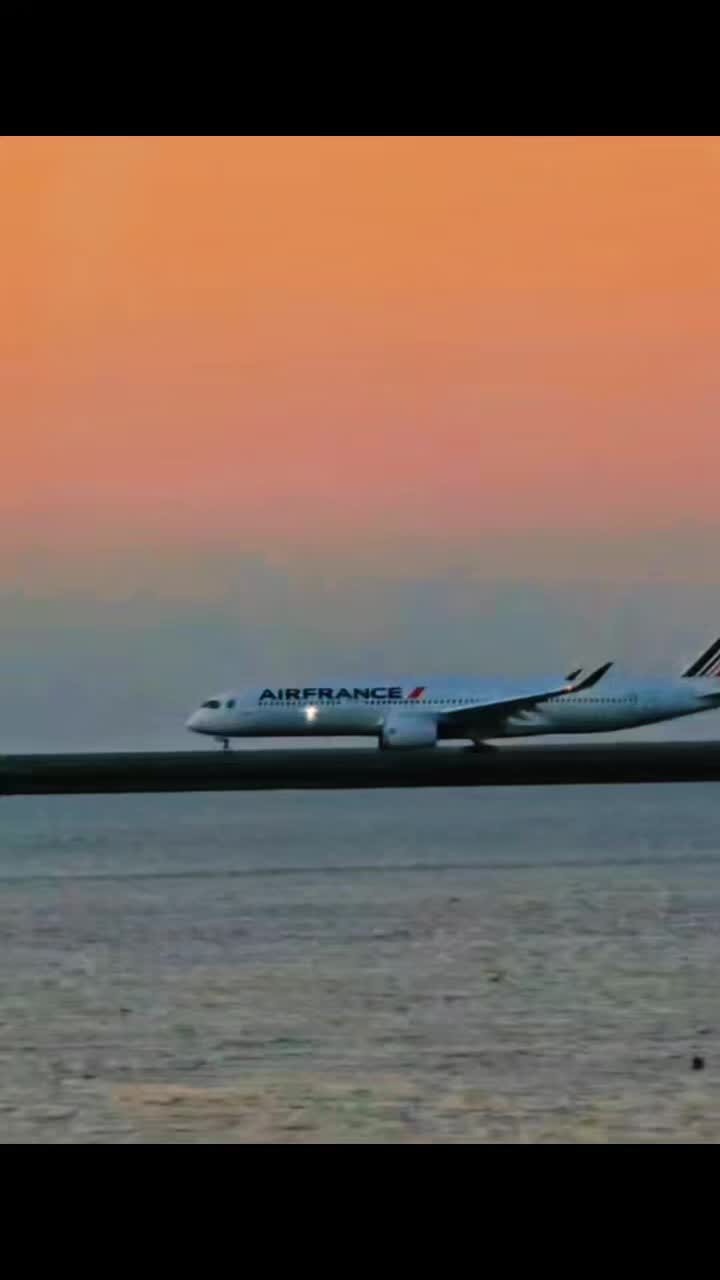 @Airplane Lover