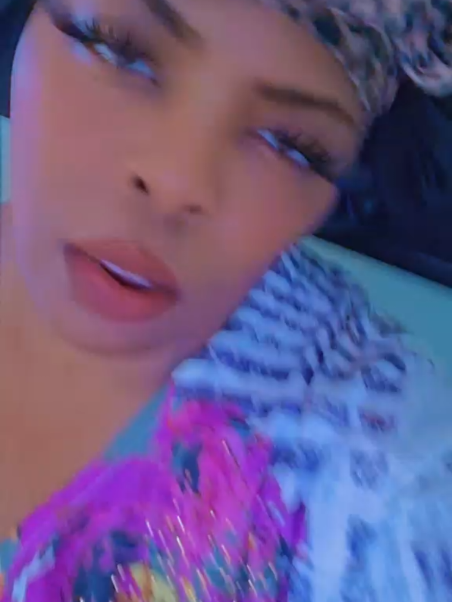 @AKADAKAY HOE