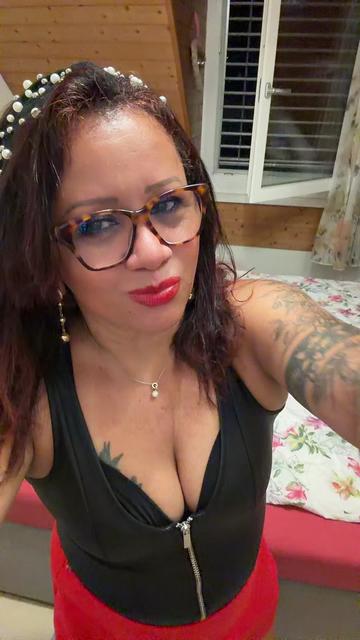 @Valéria